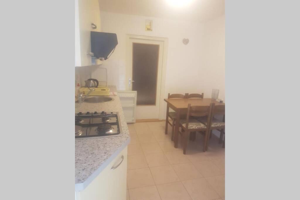 Apartman Nela Брела Екстер'єр фото